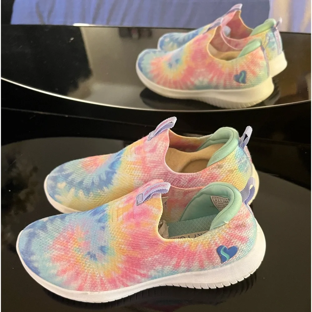 GIRLS SIZE 2 Sketchers Ultra Flex - Groovin Vibe Shoes - Picture 1 of 13